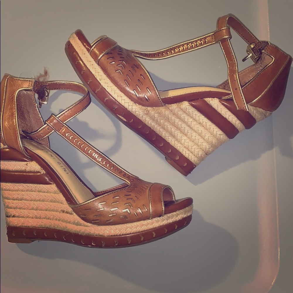 GIANNI BINI WEDGES SIZE 7